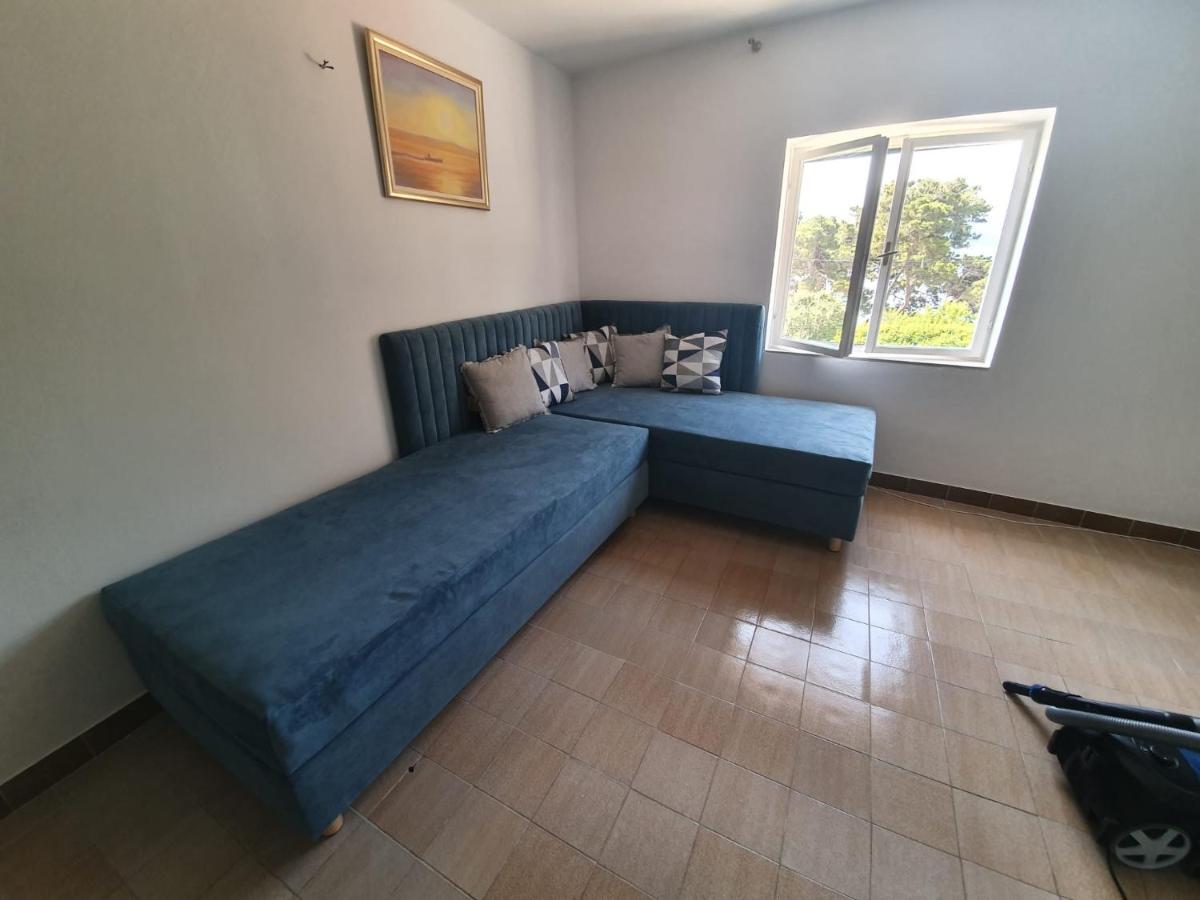 Apartments By The Sea Bol, Brac - 13413 외부 사진